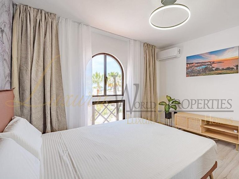 Town House for Sale in Costa Adeje, Tenerife, España 13
