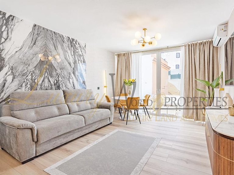 Town House for Sale in Costa Adeje, Tenerife, España 6