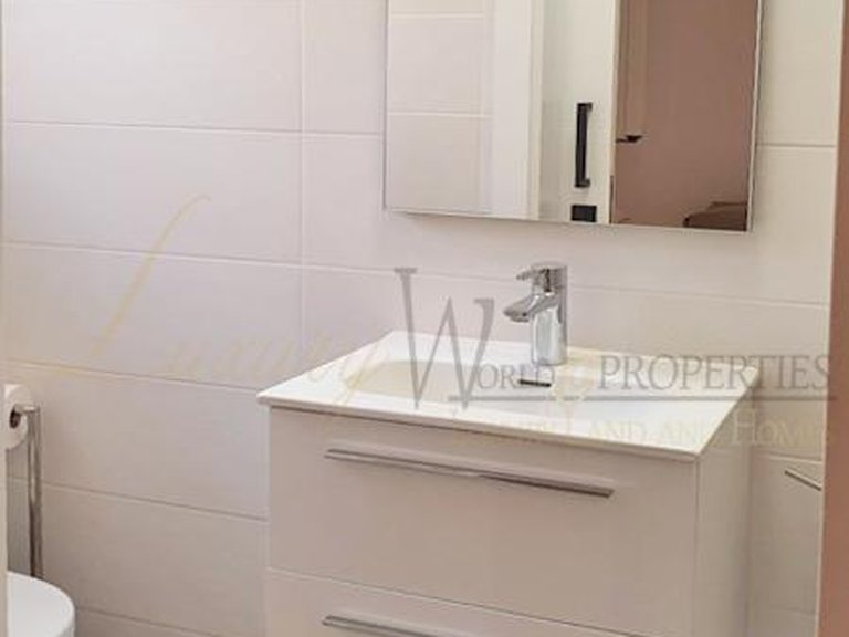 Villa for Sale in Palm Mar, Tenerife, España 34