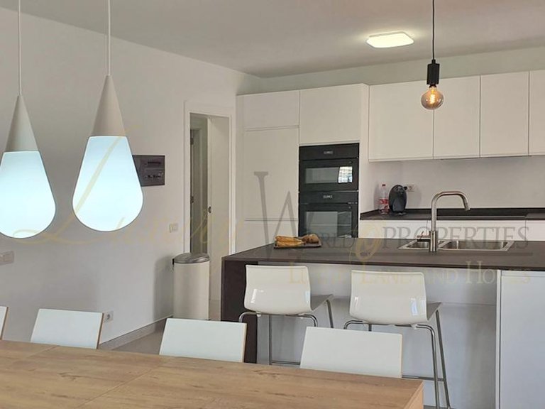 Villa for Sale in Palm Mar, Tenerife, España 24