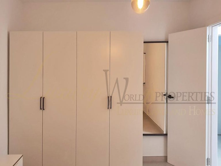 Villa for Sale in Palm Mar, Tenerife, España 37