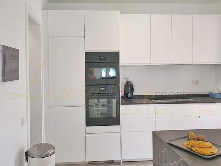 Villa for Sale in Palm Mar, Tenerife, España 22