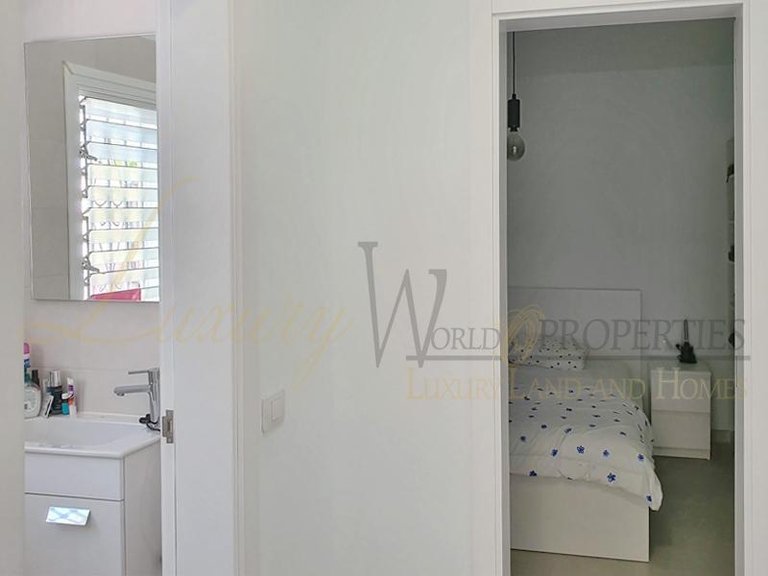 Villa for Sale in Palm Mar, Tenerife, España 42