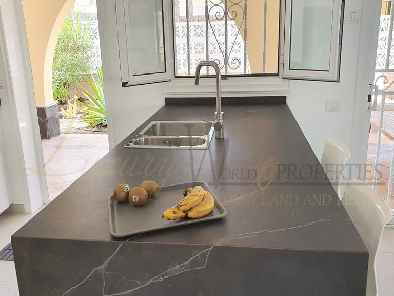 Villa for Sale in Palm Mar, Tenerife, España 25