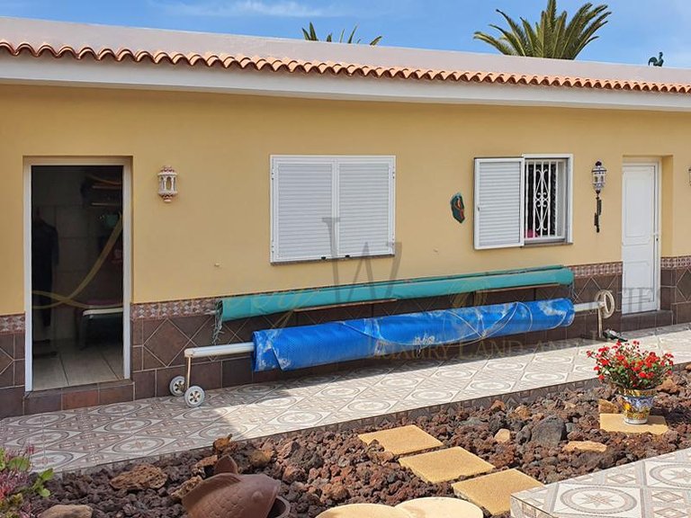Villa for Sale in Palm Mar, Tenerife, España 4