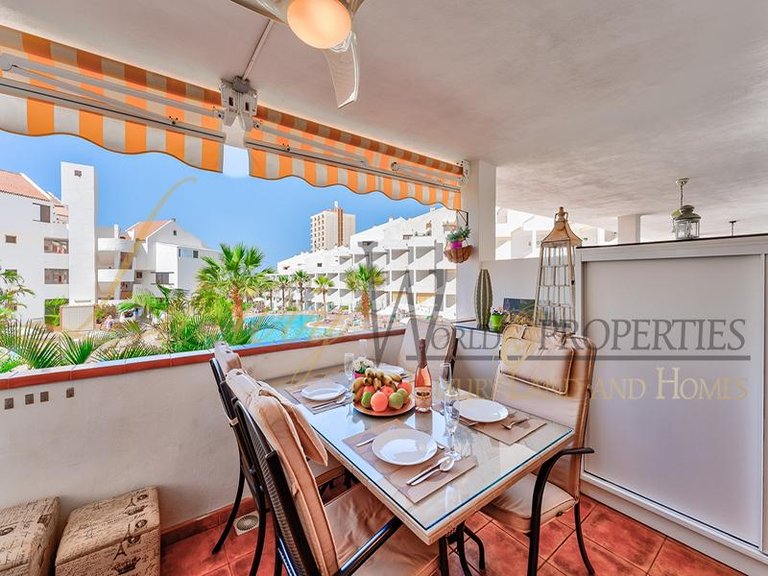 Apartment for Sale in Los Cristianos, Tenerife, España 2