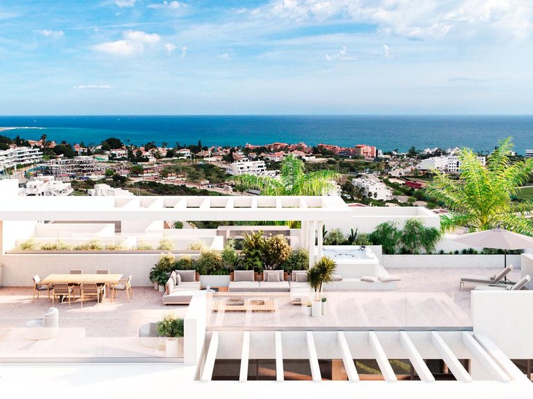 Penthouse for Sale in Estepona, Malaga 1