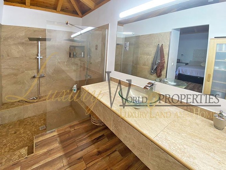 Villa for Sale in Aripe, Tenerife, España 22
