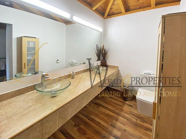 Villa for Sale in Aripe, Tenerife, España 23