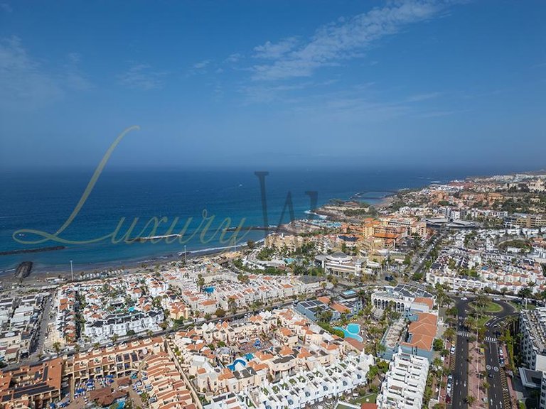 Apartment for Sale in Costa Adeje, Tenerife, España 23