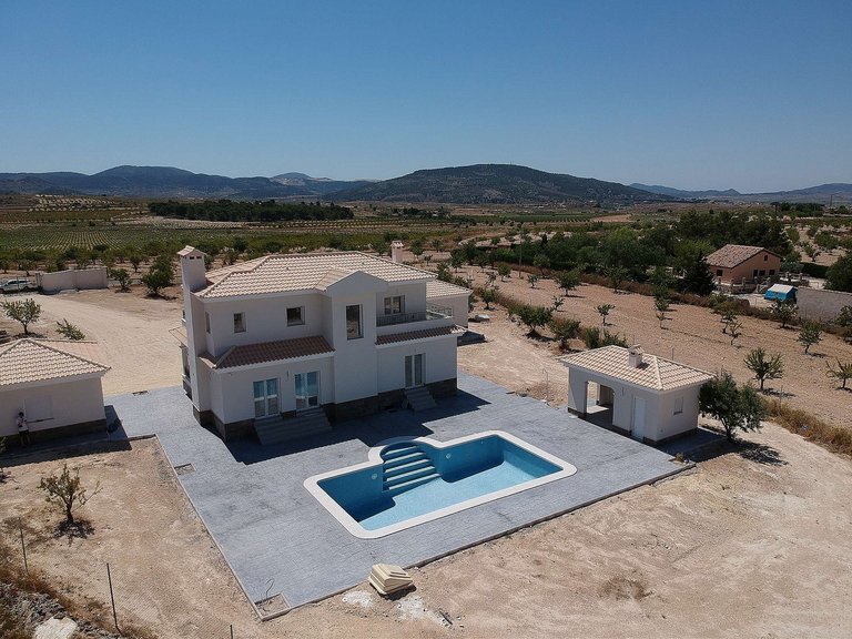 Villa for Sale in Inland Pinoso, Alicante 35
