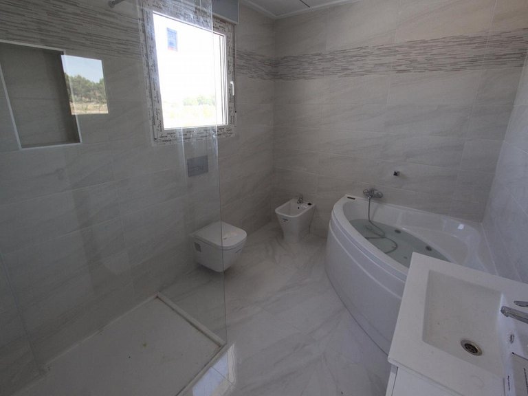 Villa for Sale in Inland Pinoso, Alicante 9
