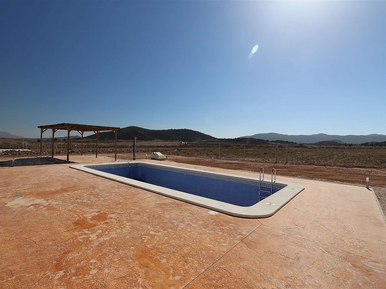 Villa for Sale in Inland Pinoso, Alicante 5