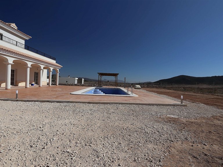Villa for Sale in Inland Pinoso, Alicante 28