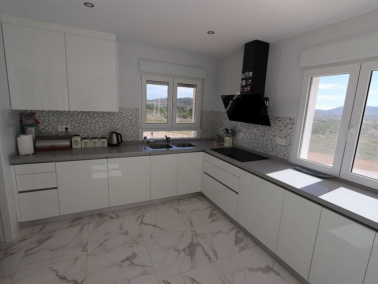 Villa for Sale in Inland Pinoso, Alicante 9