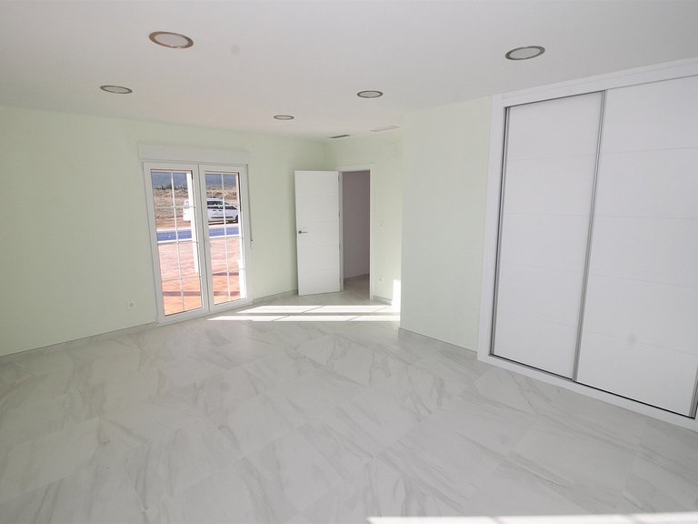 Villa for Sale in Inland Pinoso, Alicante 13