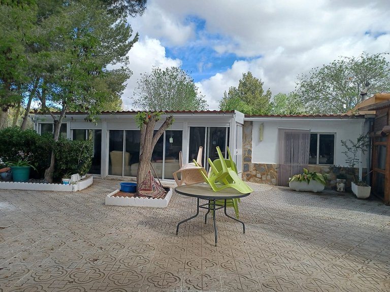 Villa for Sale in Sax, Alicante 1
