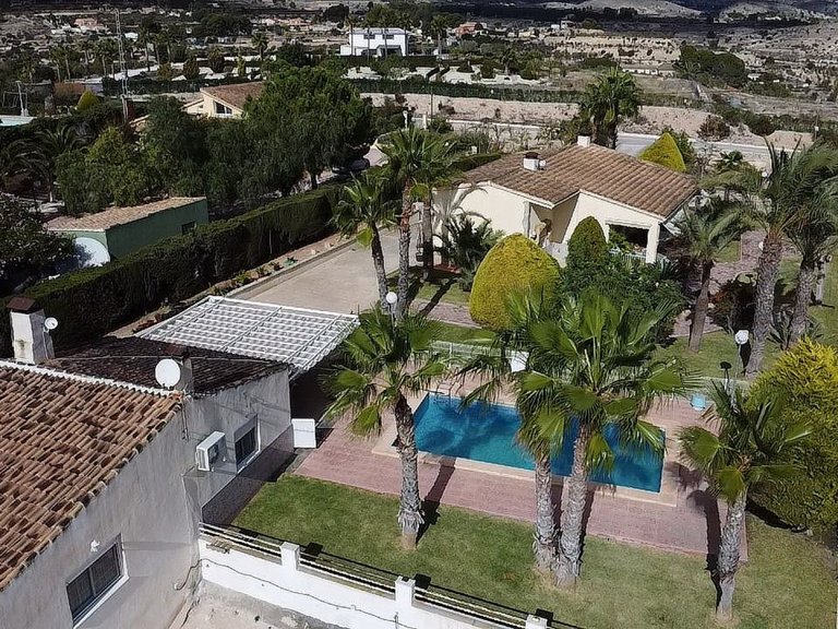 Villa for Sale in Monovar, Alicante 1