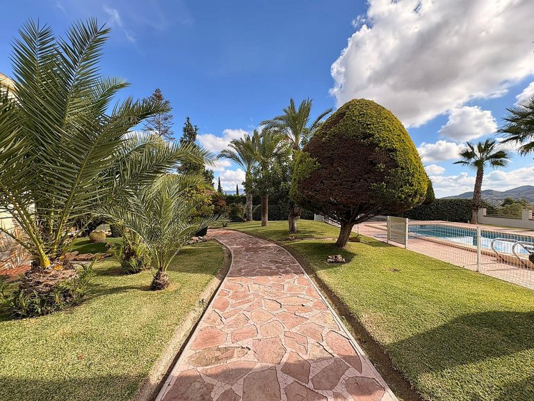 Villa for Sale in Monovar, Alicante 30