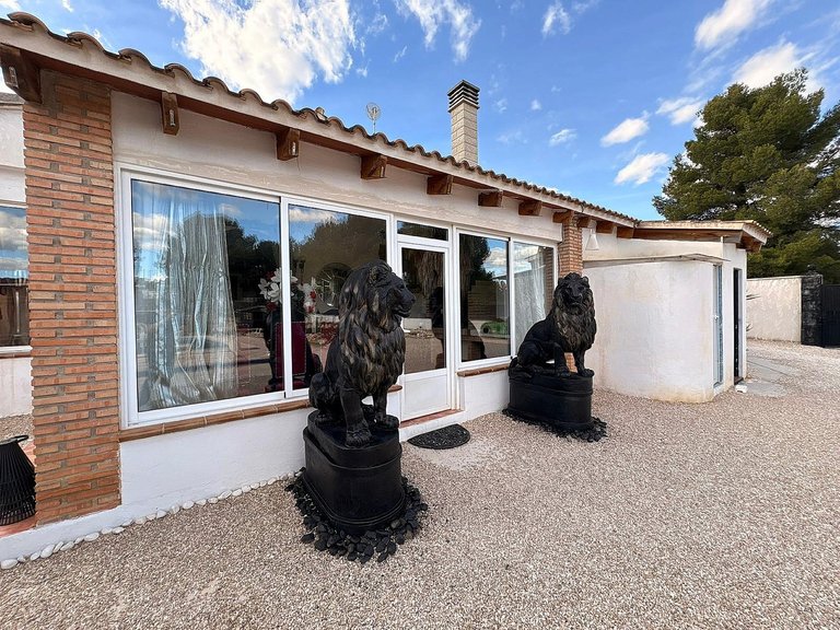 Villa for Sale in Castalla, Alicante 21