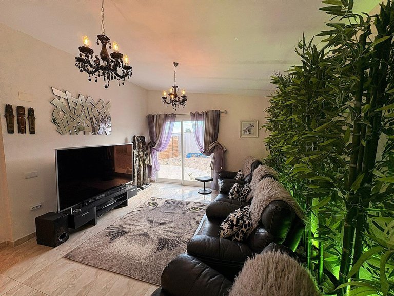 Villa for Sale in Castalla, Alicante 30