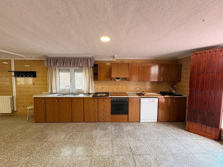 Villa for Sale in Sax, Alicante 41