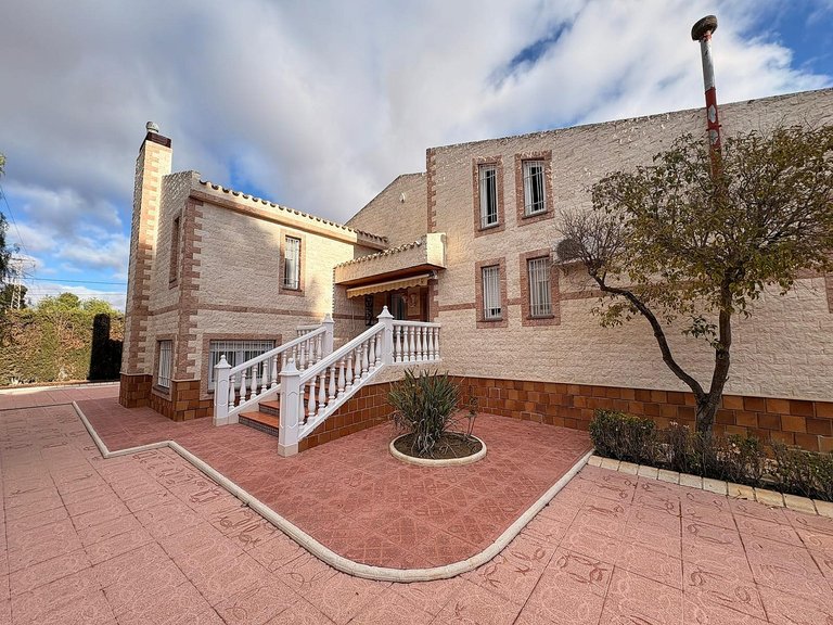 Villa for Sale in Sax, Alicante 7