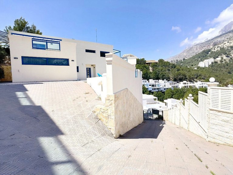 Villa for Sale in Altea, Alicante 4