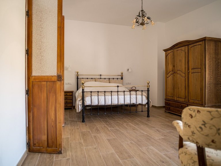 Country House for Sale in Pinoso, Alicante 36