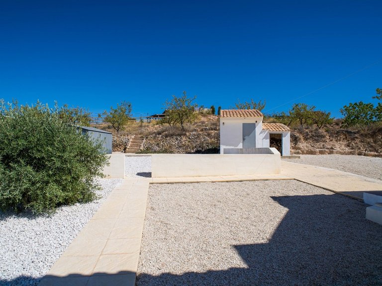 Villa for Sale in Pinoso, Alicante 16