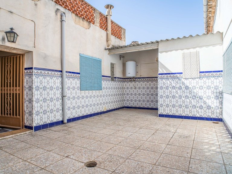 Town House for Sale in Pinoso, Alicante 9