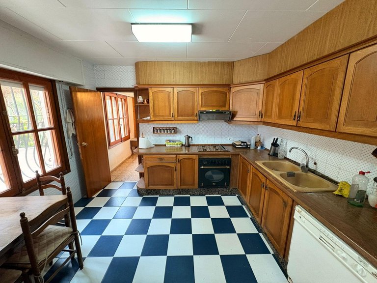 Villa for Sale in Sax, Alicante 31