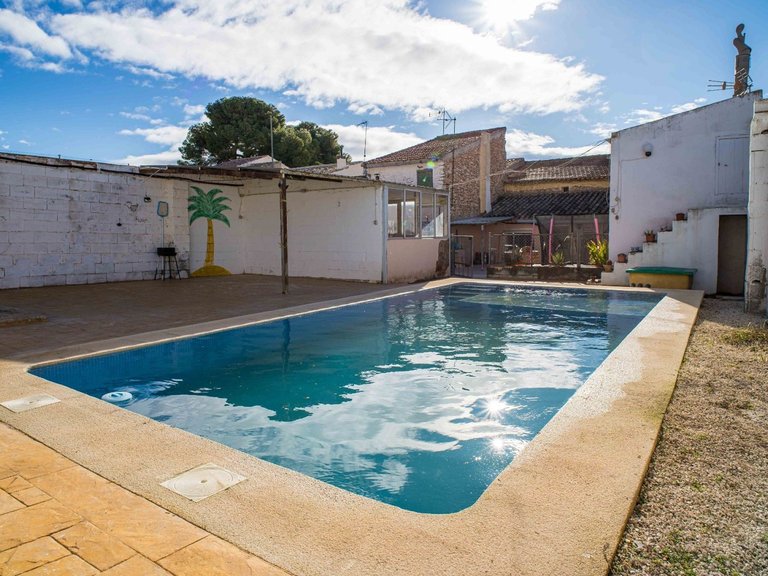 Country House for Sale in Pinoso, Alicante 13
