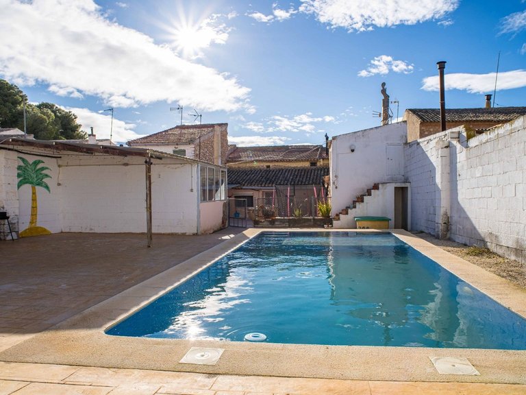 Country House for Sale in Pinoso, Alicante 16