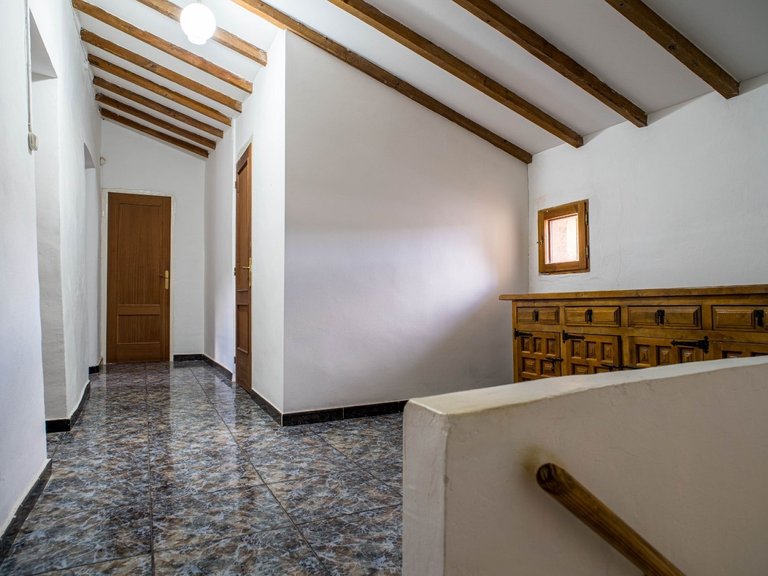 Country House for Sale in Pinoso, Alicante 43