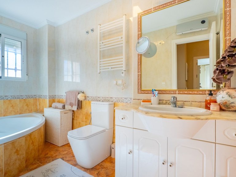 Town House for Sale in Orihuela Costa, Alicante 25
