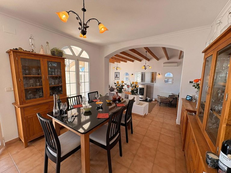 Villa for Sale in Monóvar, Alicante 43