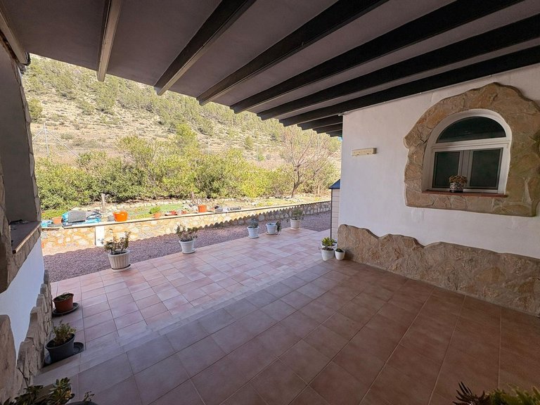 Villa for Sale in Monóvar, Alicante 4