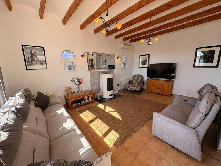 Villa for Sale in Monóvar, Alicante 42