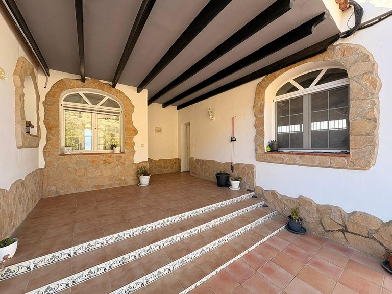 Villa for Sale in Monóvar, Alicante 39