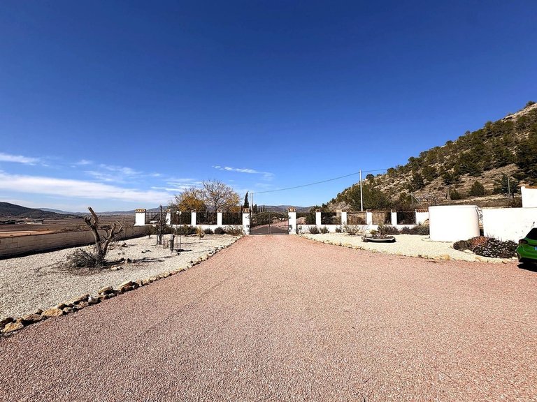 Villa for Sale in Monóvar, Alicante 14