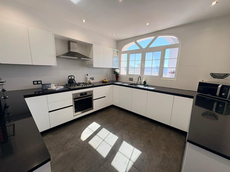 Villa for Sale in Monóvar, Alicante 47