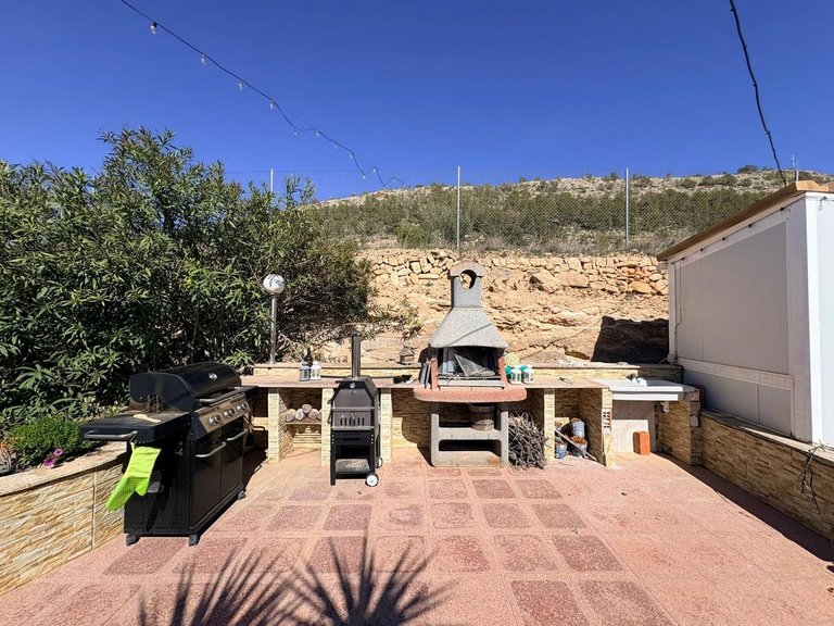 Villa for Sale in Monóvar, Alicante 34