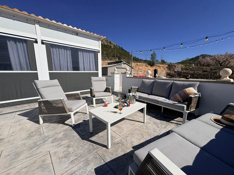 Villa for Sale in Monóvar, Alicante 24