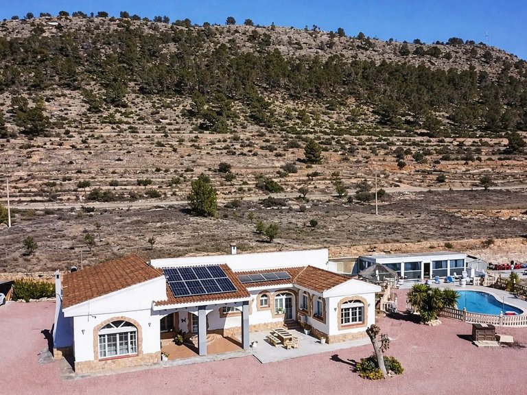 Villa for Sale in Monóvar, Alicante 11