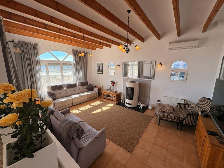 Villa for Sale in Monóvar, Alicante 41