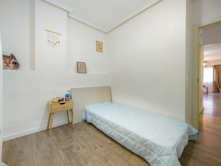 Apartment for Sale in Torrevieja, Alicante 19