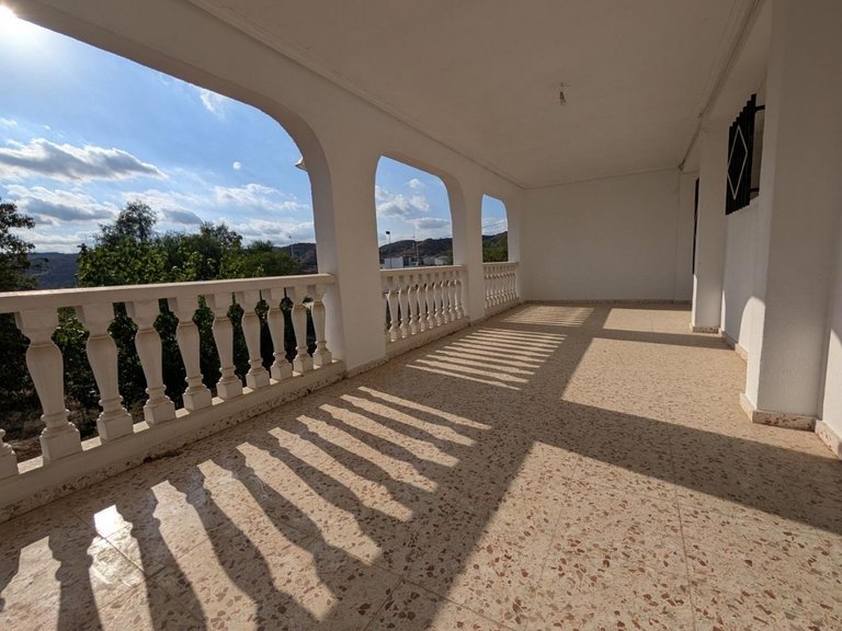 Villa for Sale in Elche, Alicante 48