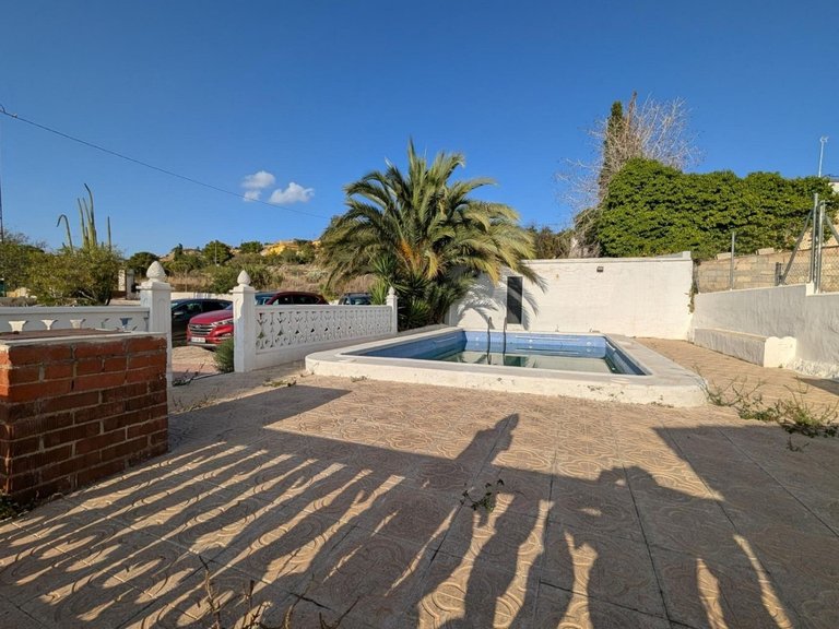 Villa for Sale in Elche, Alicante 5