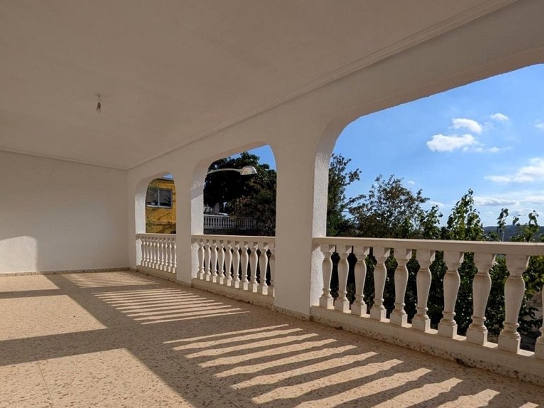 Villa for Sale in Elche, Alicante 7